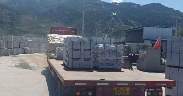 清远 芝麻白仿形路沿石，直形路沿石