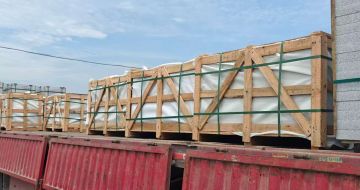 清远 芝麻白花岗岩地铺石出口专车-泰国游