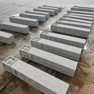 清远 白麻方柱雕花防水