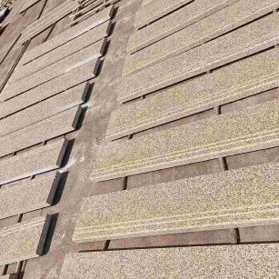 清远 黄金麻花岗岩光面楼梯踏步