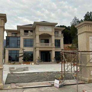 清远 黄金麻花岗岩别墅雕花外墙干挂配上门口雕花罗马柱