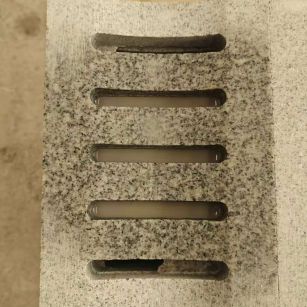 清远 芝麻白拉丝面花岗岩U型开槽排水槽