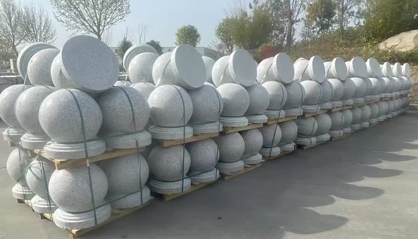 清远 白麻花岗岩石材圆球，石球，挡车球，隔离球，景观石球，风水球等