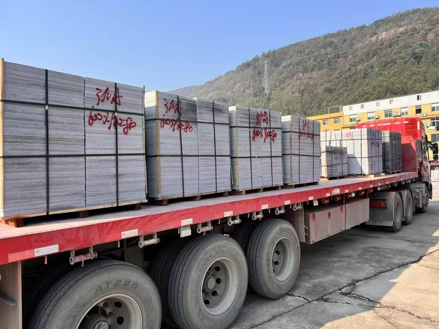 清远 芝麻灰地铺石出货日常