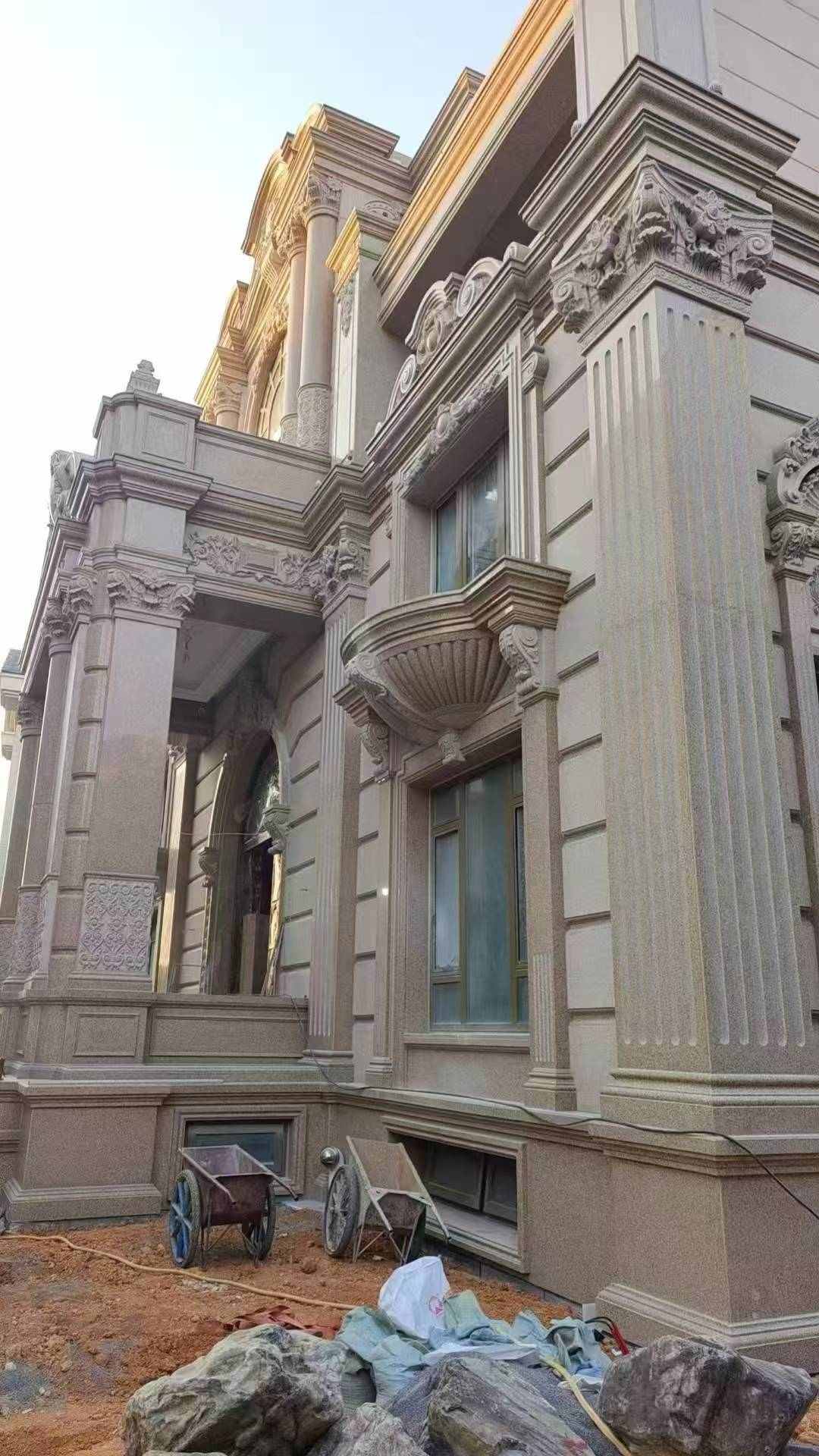 清远 黄金麻花岗岩光面别墅外墙干挂施工完成