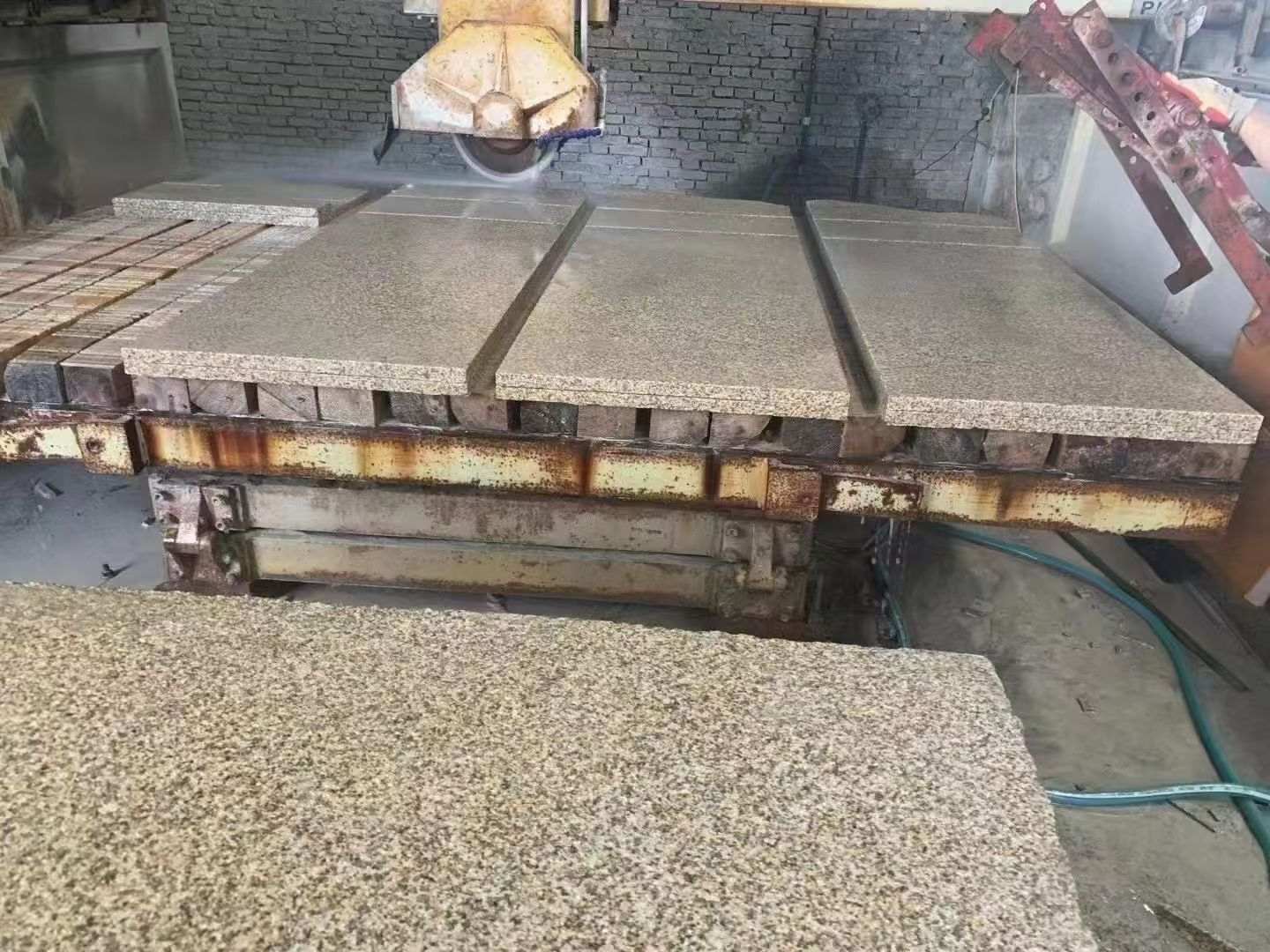 清远 黄金麻荔枝面成品板加工