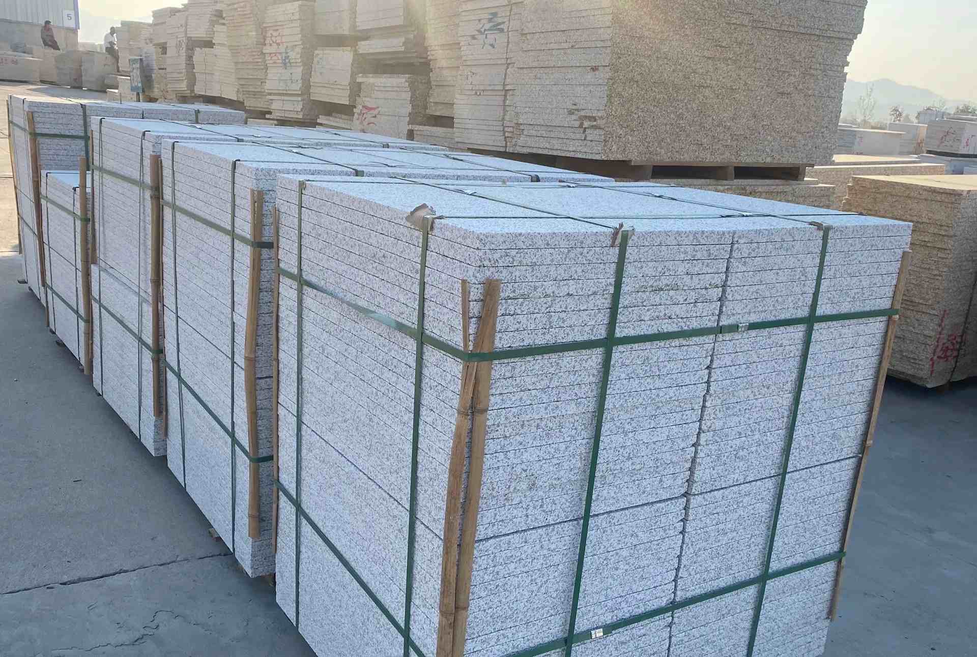 清远 白麻花岗岩荔枝面地铺石