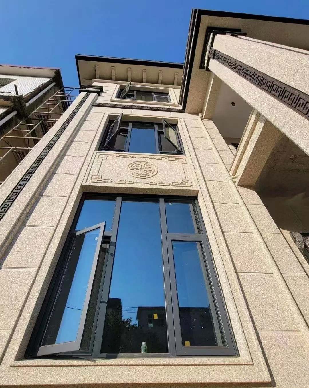 清远 黄金麻荔枝面别墅外墙干挂效果展示