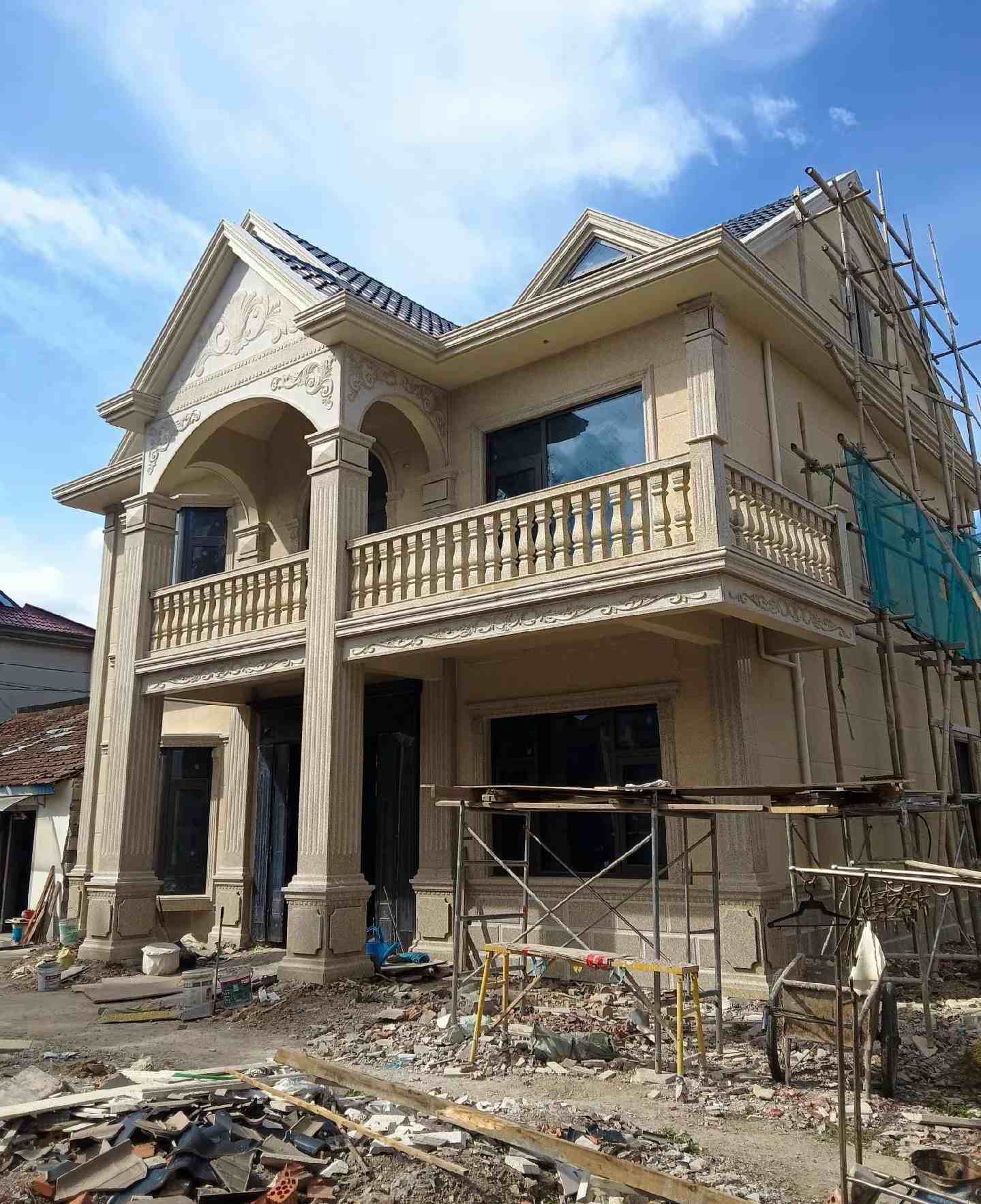 清远 黄金麻花岗岩石材私人别墅雕花门楼柱阳台栏杆