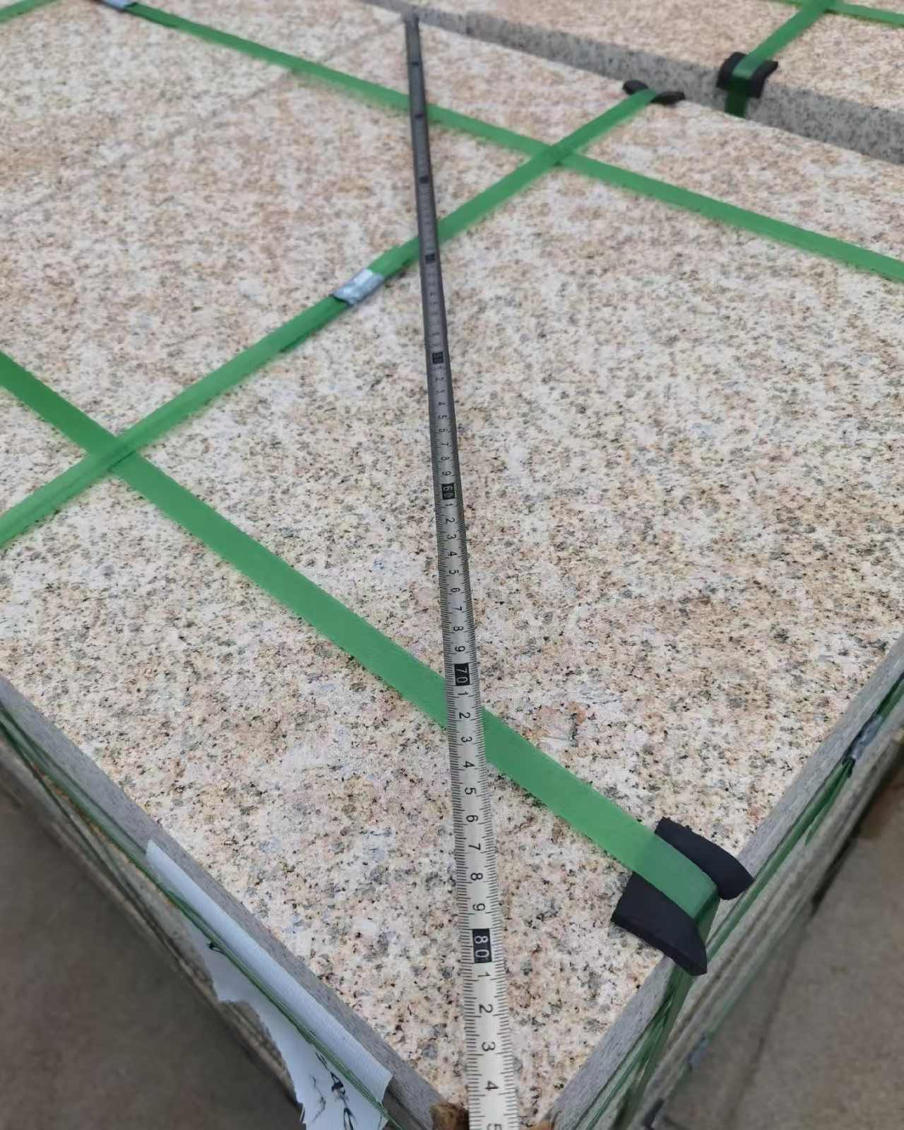 清远 黄金麻火烧面地铺石